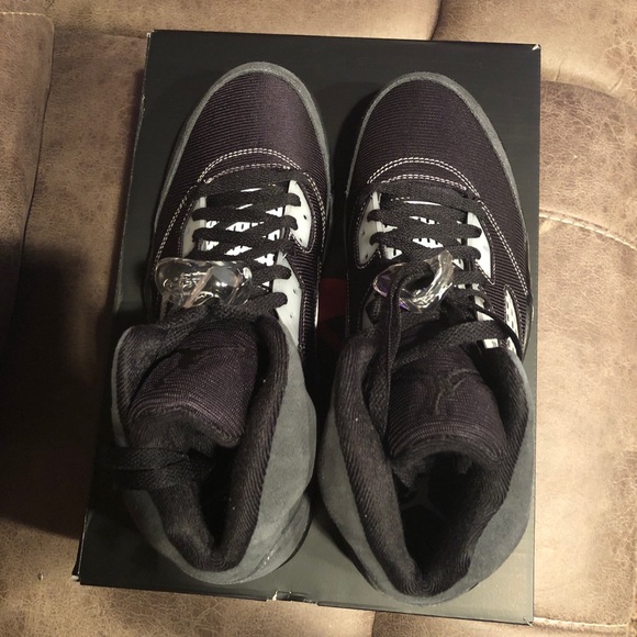 Air Jordan retro 5 anthracite sz 11 main image 4